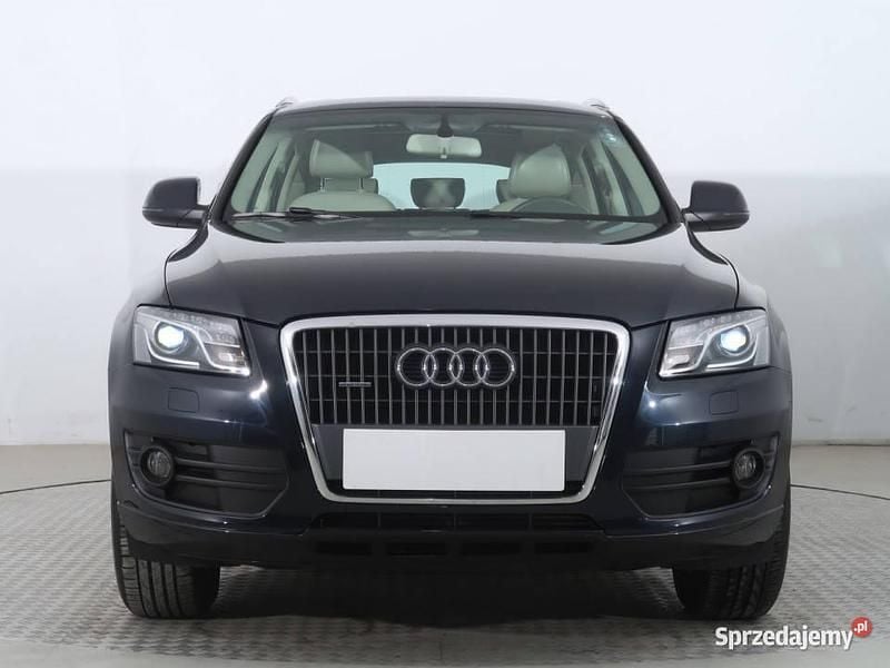 Niebieski Używany 2012 Audi Q5 SUV | 56 999 zł (Uczciwa cena) - Obraz 1/4