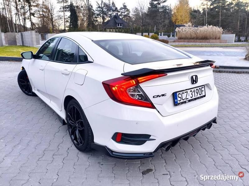 Biały Używany 2017 Honda Civic Sedan/Limuzyna | 56 000 zł (Uczciwa cena) - Obraz 1/4