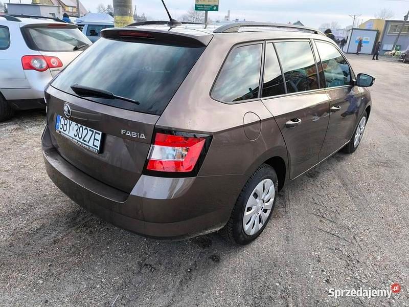Brązowy Używany 2018 Skoda Fabia Kombi | 44 000 zł (Drogi) - Obraz 1/4