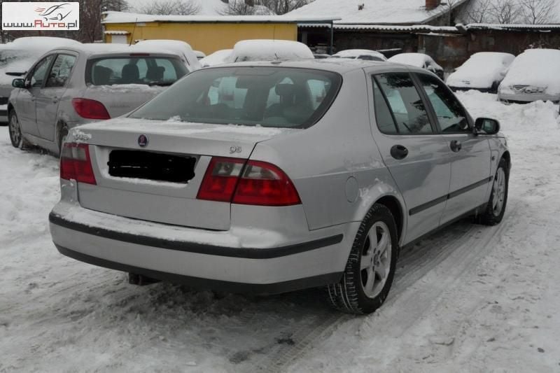 Używany Saab 9-5 125 KM (91 kW) 2003 Srebrnymetallic Sedan/Limuzyna
