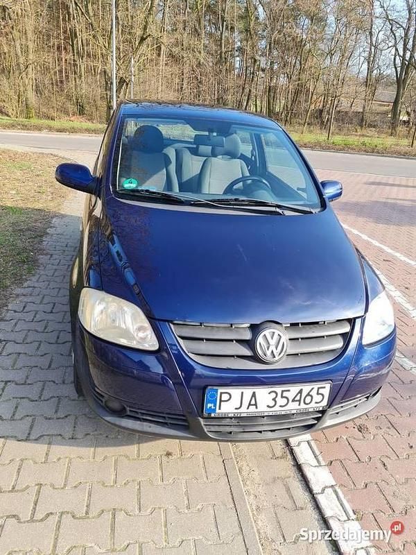 Granatowy Używany 2006 VW Fox Hatchback | 8150 zł (Uczciwa cena) - Obraz 1/4