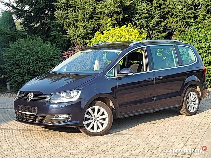 Granatowy Używany 2016 VW Sharan Minivan | 59 900 zł (Uczciwa cena) - Obraz 1/4
