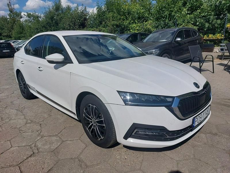 Biały Używany 2021 Skoda Octavia Sedan/Limuzyna | 55 000 zł (Dobra cena) - Obraz 1/4