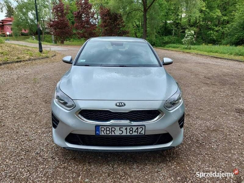 Srebrny Używany 2020 Kia Ceed Hatchback | 38 900 zł - Obraz 1/4