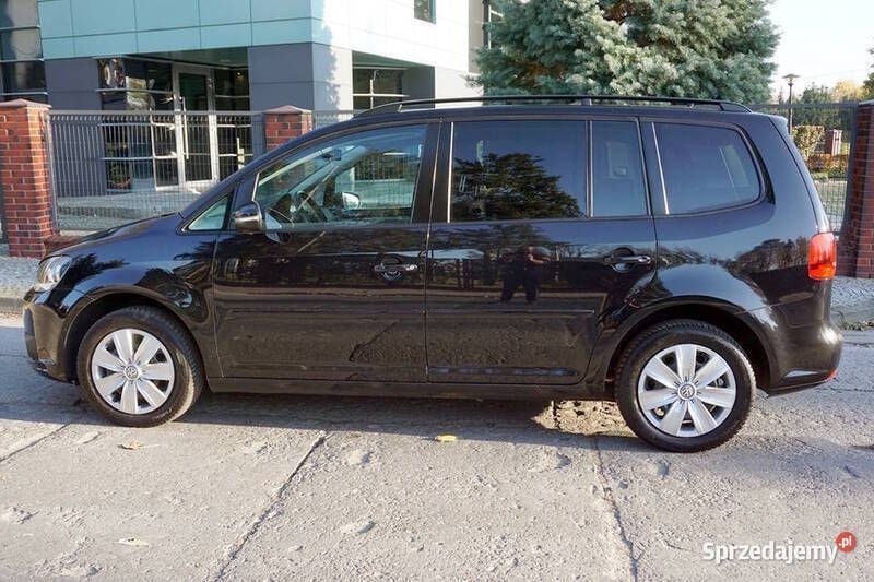 Czarny Używany 2010 VW Touran Minivan | 25 900 zł (Drogi) - Obraz 1/4