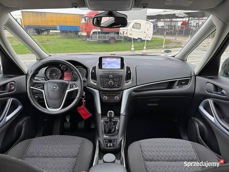 Szary Używany 2013 Opel Zafira Minivan | 29 950 zł - Obraz 1/4