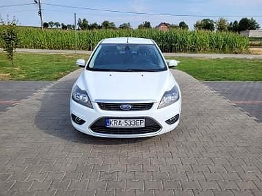 Biały Używany 2009 Ford Focus Hatchback | 16 500 zł (Uczciwa cena) - Obraz 1/4