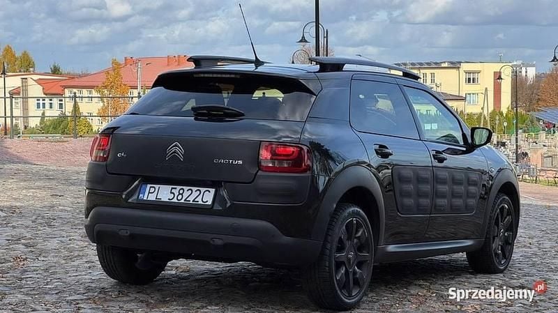 Używany Citroën C4 2016 Czarny Sedan/Limuzyna