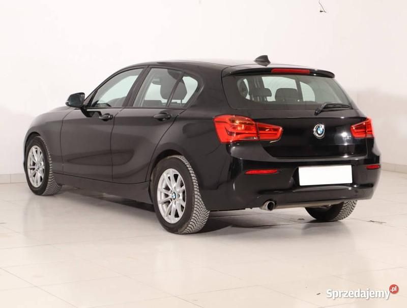 Używany BMW 118 2016 Czarny Hatchback