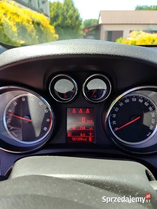 Używany 2014 Opel Mokka SUV | 41 900 zł (Uczciwa cena) - Obraz 1/4