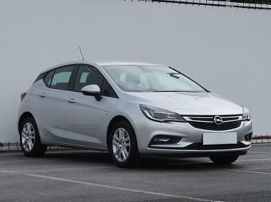 Srebrny Używany 2016 Opel Astra Hatchback | 41 999 zł (Uczciwa cena) - Obraz 1/4