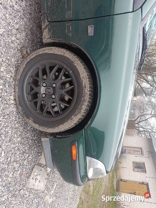 Używany Volvo V40 1997 Zielony Kombi