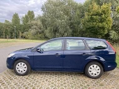 Niebieski Używany 2010 Ford Focus Kombi | 11 700 zł (Uczciwa cena) - Obraz 1/4