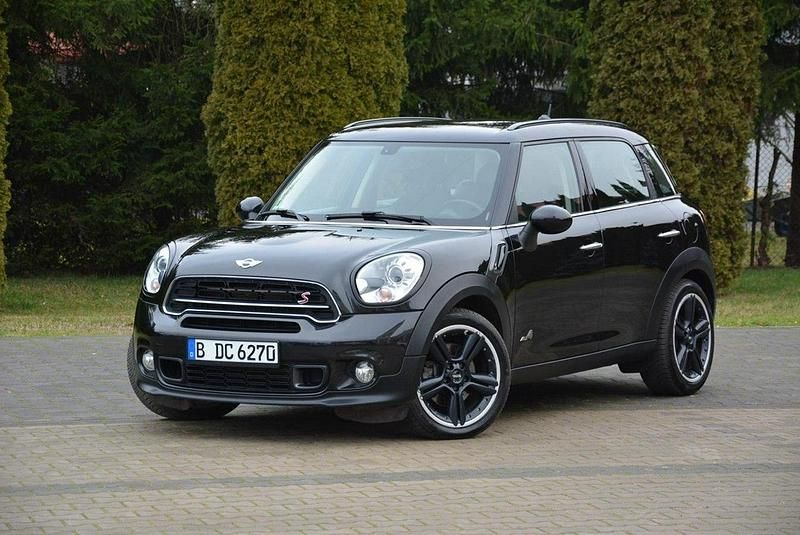Używany Mini Countryman 184 KM (135 kW) 2012 Czarny (metalik) SUV
