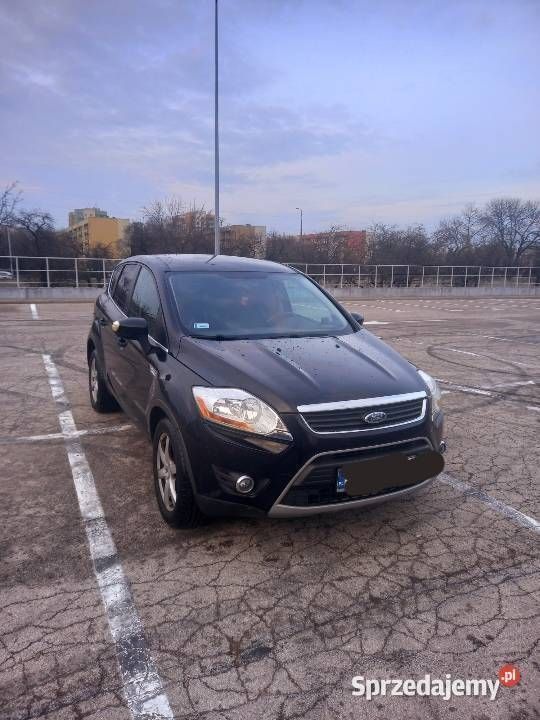 Czarny Używany 2012 Ford Kuga SUV | 32 500 zł (Uczciwa cena) - Obraz 1/4