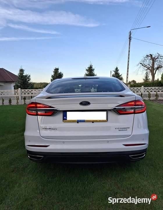 Używany 2019 Ford Fusion Titanium Sedan/Limuzyna | 51 000 zł (Uczciwa cena) - Obraz 1/4