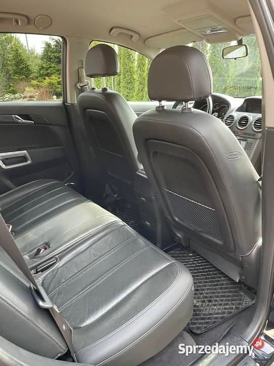 Używany Opel Antara 150 KM (110 kW) 2010 Czarny SUV