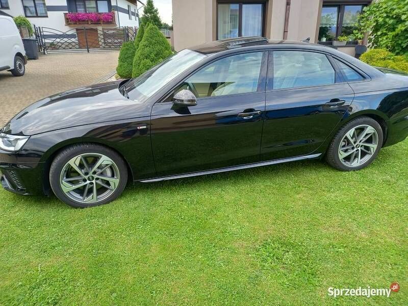 Czarny Używany 2021 Audi A4 Black Edition Sedan/Limuzyna | 140 000 zł - Obraz 1/4