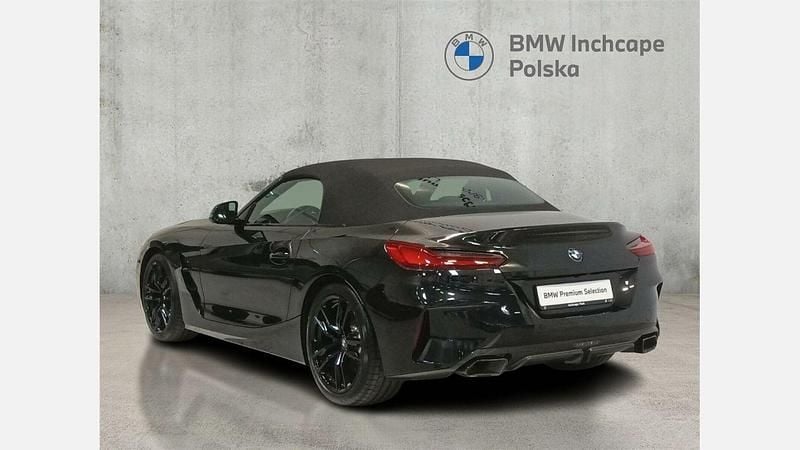 Używany BMW Z4 M Sport 340 KM (250 kW) 2024 Black sapphire metallic metalizowany Kabriolet
