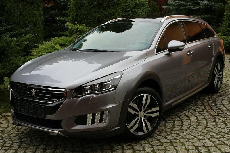 Szary Używany 2017 Peugeot 508 RXH Kombi | 51 800 zł - Obraz 1/4