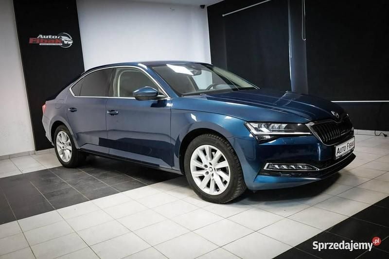 Niebieski Używany 2023 Skoda Superb Style Sedan/Limuzyna | 139 900 zł - Obraz 1/4