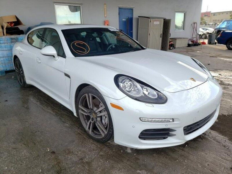 Używany Porsche Panamera 310 KM (228 kW) 2016 Biały Sedan/Limuzyna