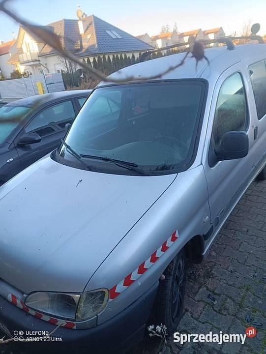 Używany Peugeot Partner 2001 Srebrny Minivan