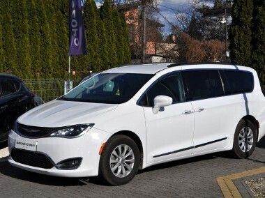 Biały Używany 2017 Chrysler Pacifica SUV | 85 555 zł (Uczciwa cena) - Obraz 1/4
