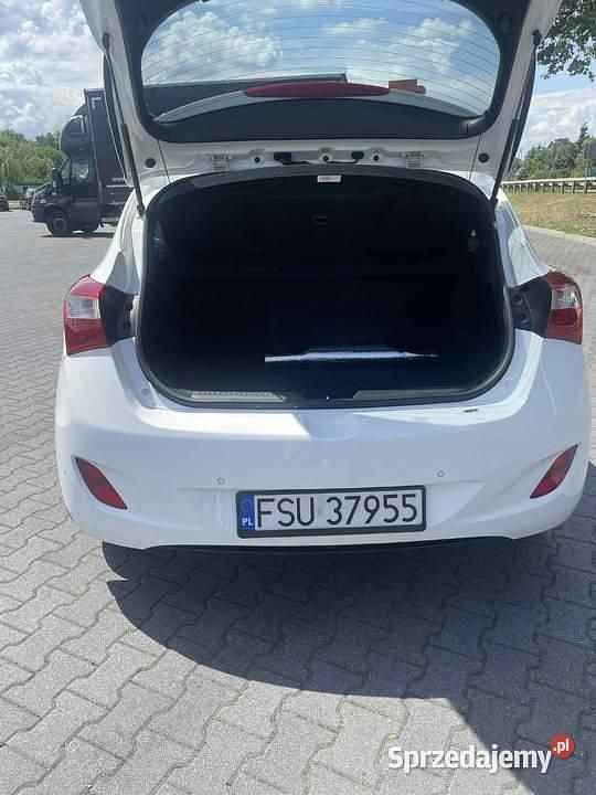 Używany Hyundai i30 2017 Biały Hatchback