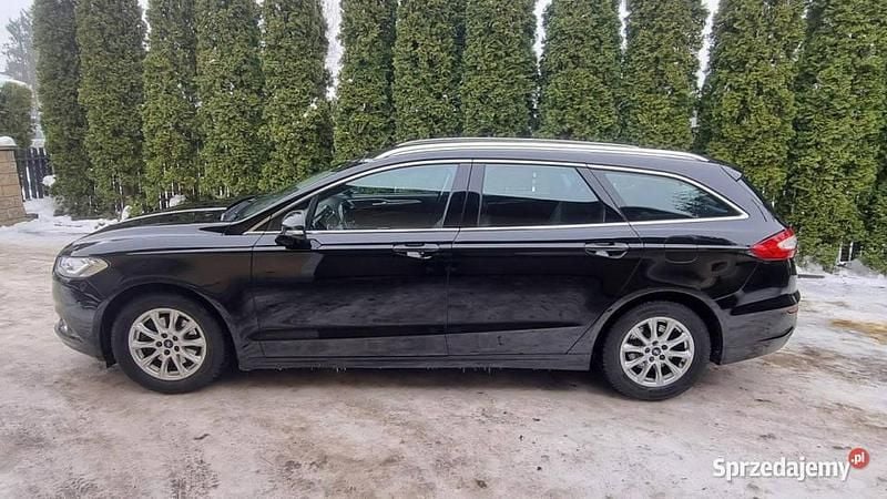 Używany Ford Mondeo 150 KM (110 kW) 2015 Czarny (metalik) Kombi