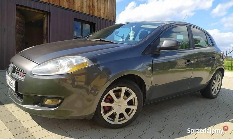 Używany 2008 Fiat Bravo Hatchback | 9000 zł (Uczciwa cena) - Obraz 1/4