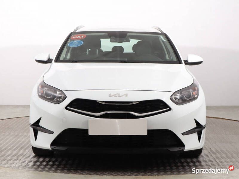 Biały Używany 2021 Kia Ceed Kombi | 61 999 zł (Dobra cena) - Obraz 1/4