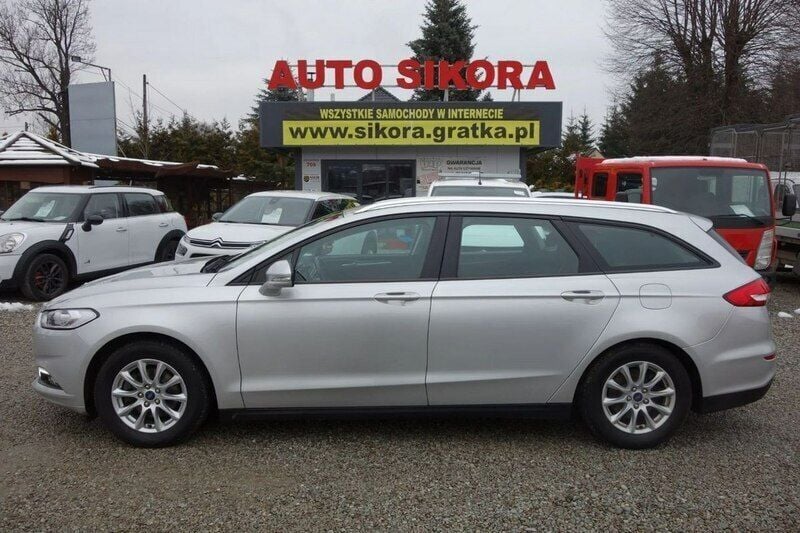 Używany Ford Mondeo 150 KM (110 kW) 2018 Srebrny Sedan/Limuzyna