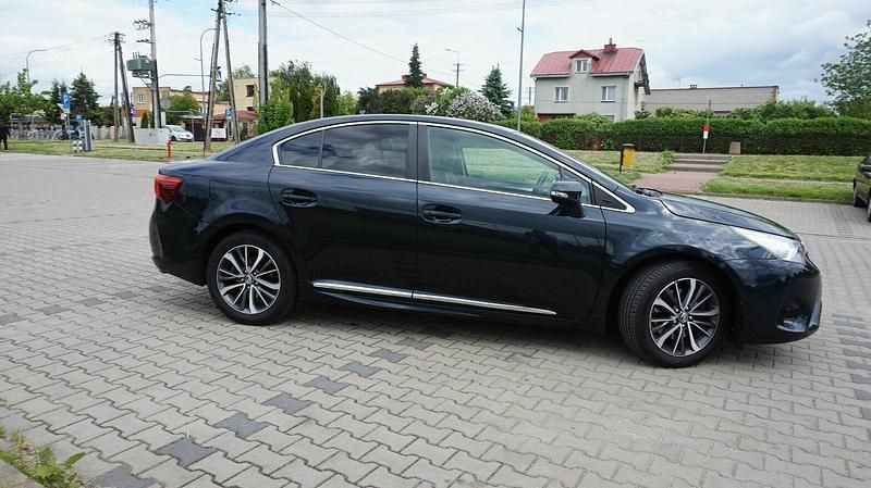 Czarny Używany 2015 Toyota Avensis Sedan/Limuzyna | 53 555 zł (Drogi) - Obraz 1/4