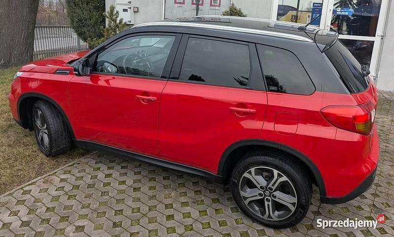 Czerwony Używany 2017 Suzuki Vitara SUV | 54 999 zł (Uczciwa cena) - Obraz 1/4