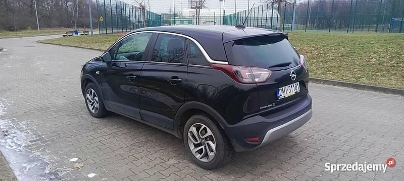Czarny Używany 2020 Opel Crossland X SUV | 30 000 zł - Obraz 1/4