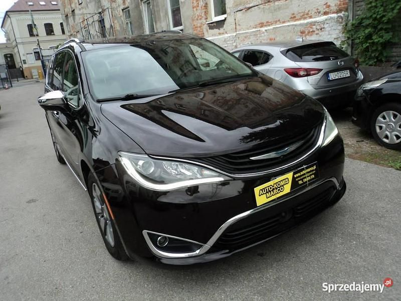 Czarny Używany 2017 Chrysler Pacifica SUV | 99 000 zł (Super Cena) - Obraz 1/4