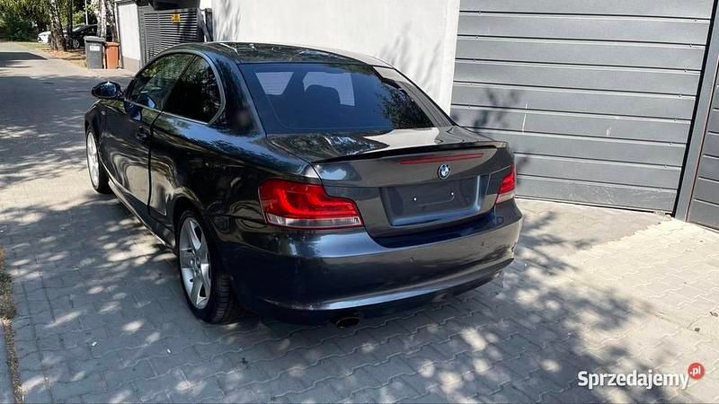 Grafitowy Używany 2007 BMW 123 Coupé Coupe | 24 800 zł - Obraz 1/4