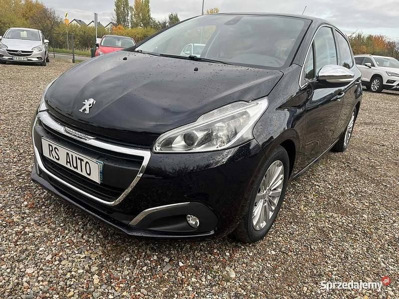 Używany 2019 Peugeot 208 Hatchback | 32 900 zł - Obraz 1/4