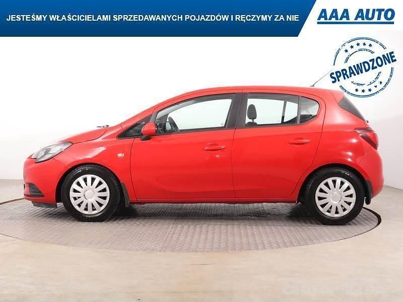 Używany Opel Corsa 2015 Czerwony Hatchback