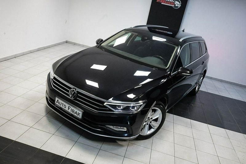 Używany VW Passat Elegance 150 KM (110 kW) 2022 Czarny Kombi