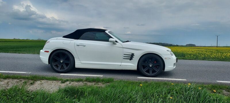 Biały Używany 2004 Chrysler Crossfire Kabriolet | 34 500 zł - Obraz 1/4