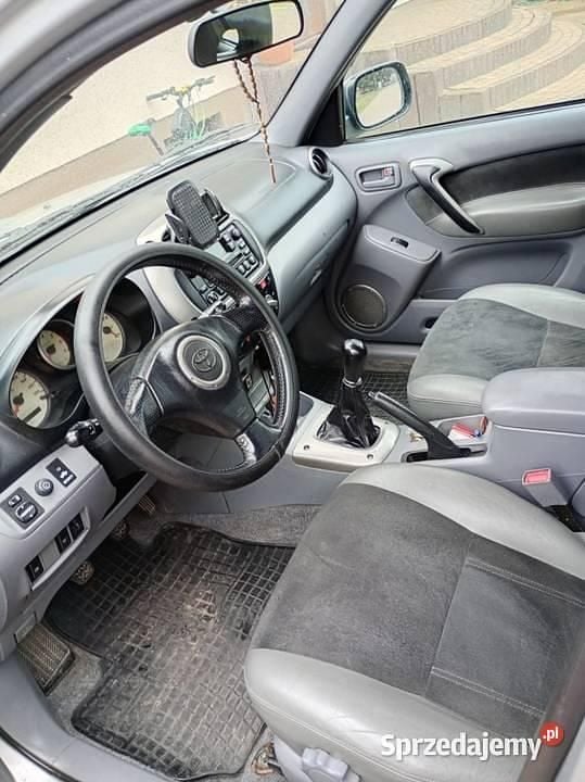 Używany Toyota RAV4 2003 SUV