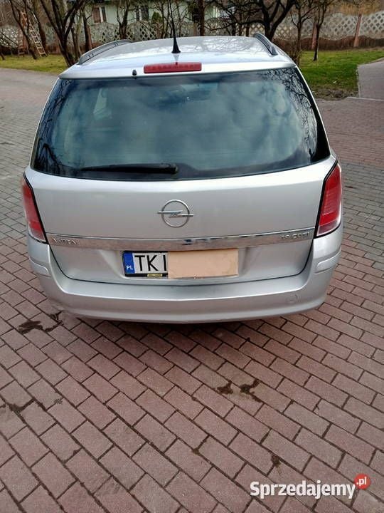 Srebrny Używany 2006 Opel Astra Sedan/Limuzyna | 5900 zł (Uczciwa cena) - Obraz 1/4