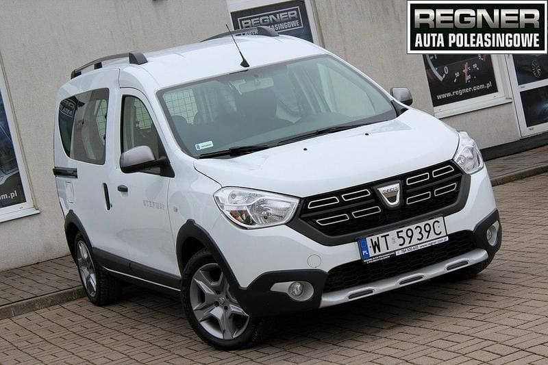 Biały Używany 2020 Dacia Dokker Stepway Van | 43 900 zł (Uczciwa cena) - Obraz 1/4