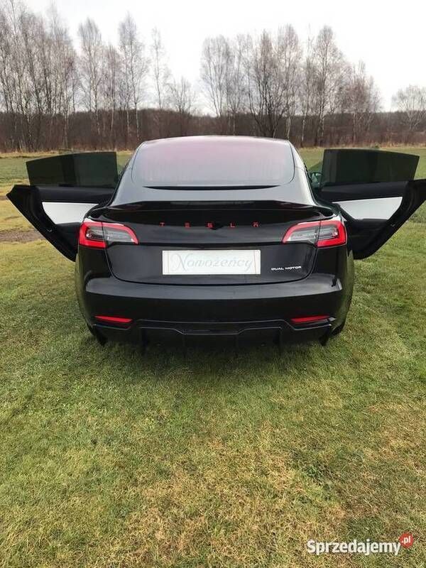 Używany 2019 Tesla Model 3 Long Range AWD Sedan/Limuzyna | 228 000 zł - Obraz 1/4