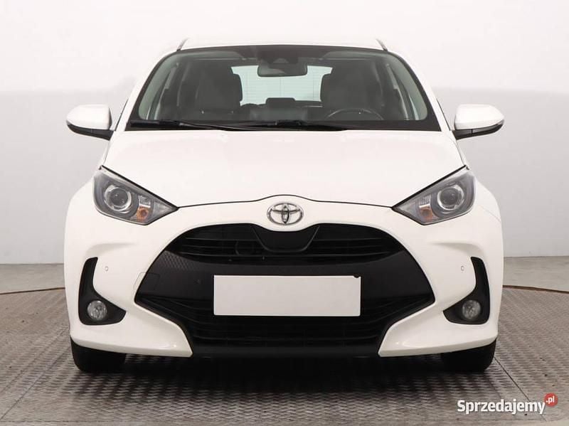 Używany Toyota Yaris 2022 Biały Hatchback