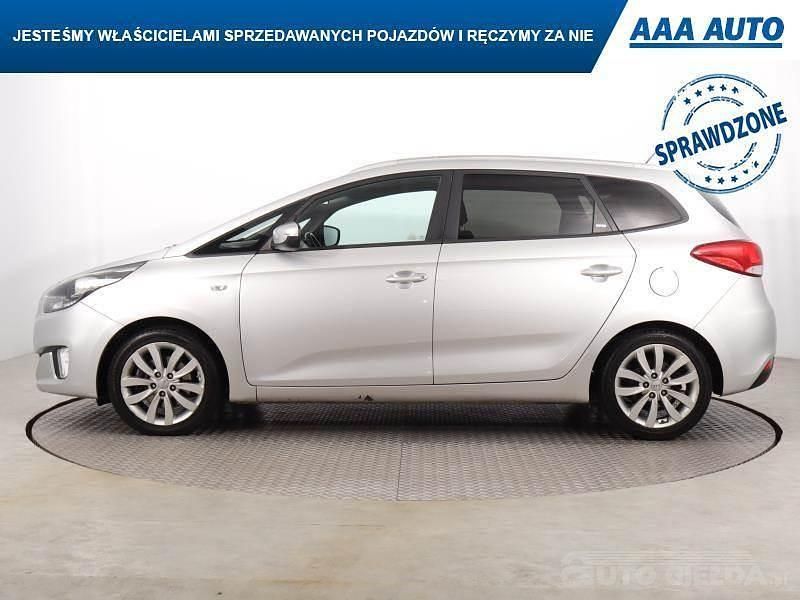 Używany Kia Carens 2017 Srebrny Minivan