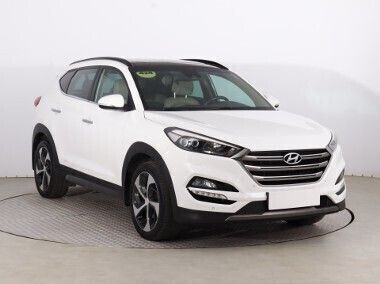 Biały Używany 2015 Hyundai Tucson SUV | 71 999 zł (Dość drogi) - Obraz 1/4
