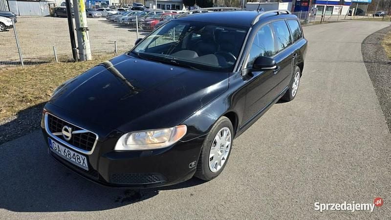 Używany Volvo V70 2012 Czarny Kombi